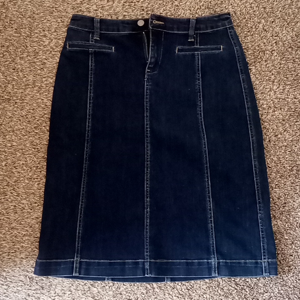 Denim skirt